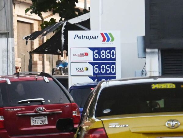 Petropar también podría subir precio del diésel subsidiado, según Lichi - Nacionales - ABC Color