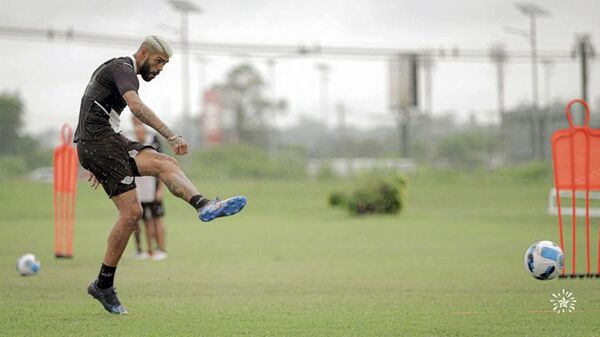 El “Guma” se alista a subir a la altura - Fútbol - ABC Color