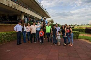 Republic e Irresistible, los galardonados en el turf - Polideportivo - ABC Color