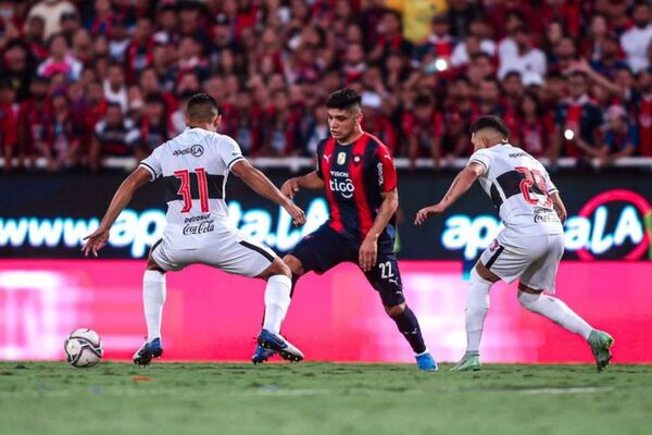 Olimpia vs Cerro: La emoción del clásico en la Libertadores - Radio Imperio