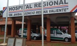 Periodista afirma que el doctor fue el primero en agredirlo