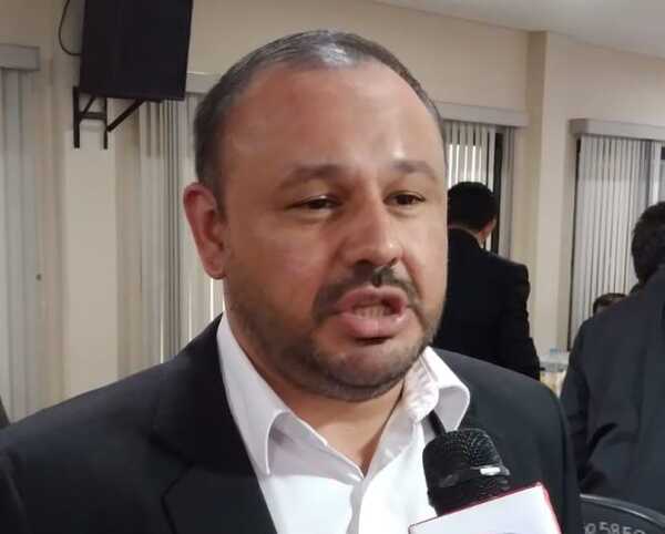 Cristhian Ferreira pide permiso para asumir gerencia en Tesãi