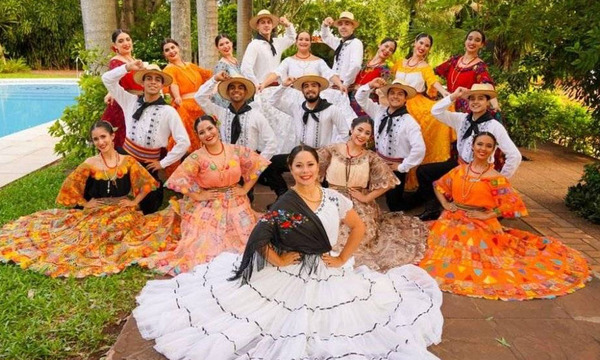 Rechazaron más de 37 veces a un Elenco Folklórico paraguayo que quiere viajar a México - OviedoPress