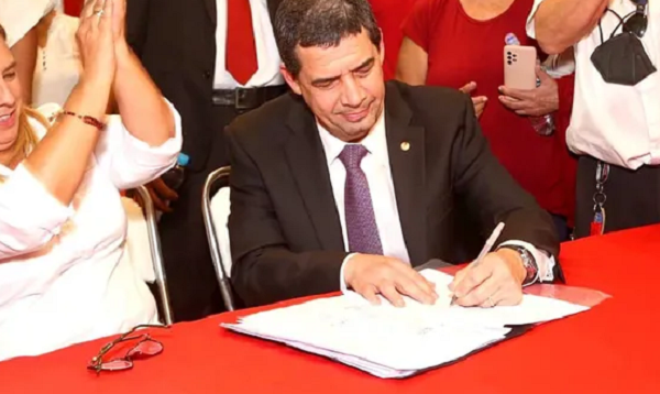 Negativa rotunda al aumento salarial para funcionario públicos - Noticiero Paraguay