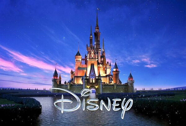 Advierten que Disney maneja una agenda gay para pervertir a los niños sin el conocimiento de los padres – La Mira Digital