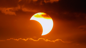 Eclipse de sol y lluvia de meteoros se podrán ver desde Paraguay este mes