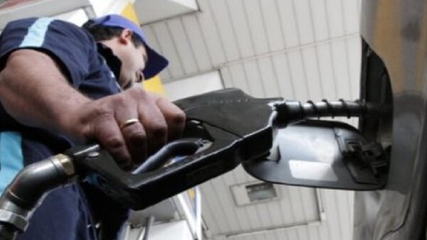 Senadores aprueban préstamo de USD 100 millones para subsidio a gasolineras privadas | Noticias Paraguay