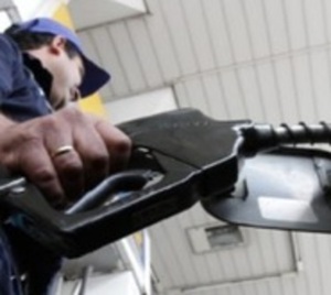 Aprueban nuevo préstamo para beneficiar a gasolineras privadas  - Paraguay.com