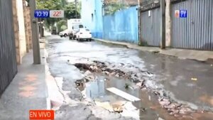 Calamitoso estado de la avenida Obispo Maíz de Asunción | Noticias Paraguay