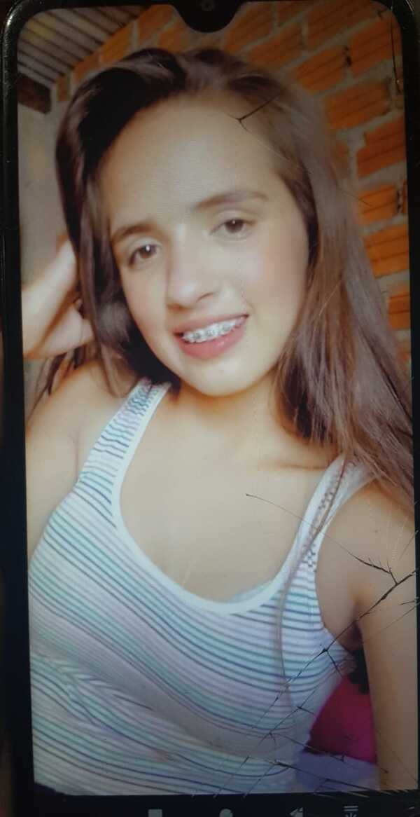 Buscan a adolescente desaparecida - La Clave