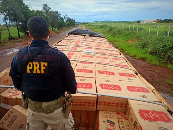 Incautan 457.500 cajetillas de cigarrillos de Tabesa en Brasil - ABC en el Este - ABC Color