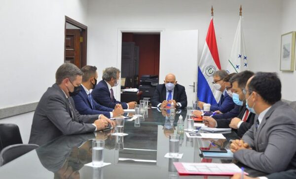 Canadá expresa predisposición sobre apertura de su mercado a la carne paraguaya