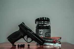 Armas traumáticas para la defensa individual - El Independiente
