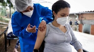 Diario HOY | Vacuna anticovid no se asocia a defectos de nacimiento visibles en ecografía