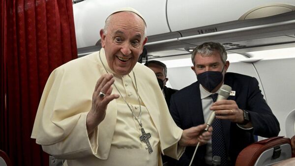 Líbano, en plena crisis, recibirá al papa Francisco en junio