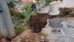 Villa Elisa: Puente a punto de caer deja a vecinos aislados