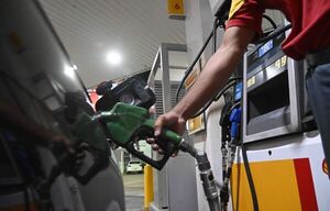 Frente Guasu rechaza proyecto de ley del Fondo de Estabilización del precio del combustible - Nacionales - ABC Color