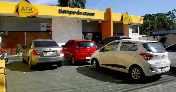La Nación / Citación a titular del BCP amenaza institucionalidad