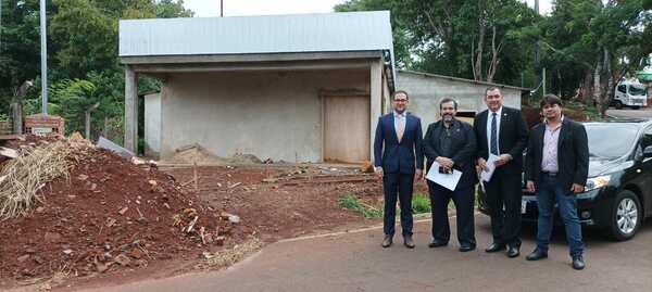 Piden informe a Godoy sobre obra de USF inconclusa en Pdte. Franco - La Clave
