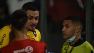 El incidente de Jean Fernandes con el pasapelotas de Olimpia