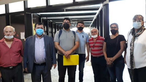 Pobladores se quejan del Frigorífico Guaraní