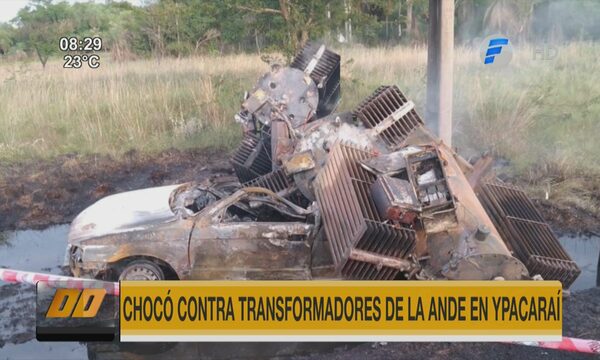 Vehículo se incendia tras impactar contra columna de la Ande en Ypacaraí | Telefuturo