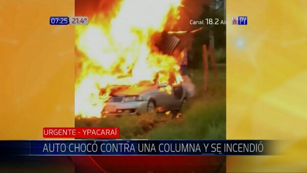 Vehículo se incendia tras chocar por transformadores de la ANDE