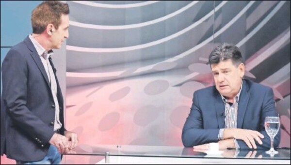 En plena entrevista, Blas Llano “desnuda” a Vargas Peña: “Sos candidato a senador de Efraín”