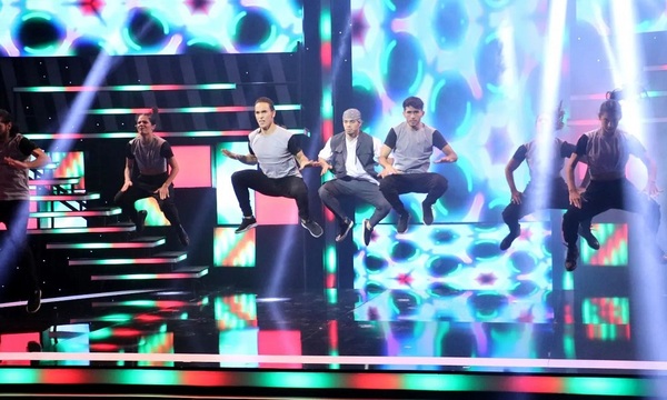 Se viene la capilla de bailarines | Telefuturo