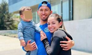 Crónica / ¡Ndaipori tesapo'e! Con esta foto pelotero mostró que está bien con su doña
