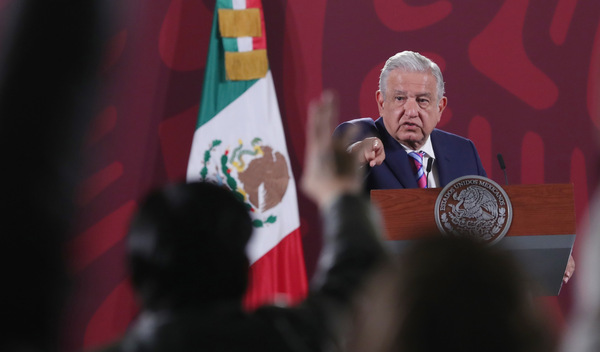 López Obrador anuncia plan para garantizar seguridad social a periodistas - MarketData