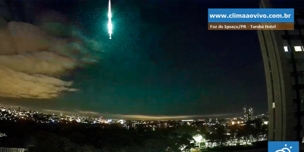 UN METEORITO CRUZÓ EL CIELO DE PARAGUAY EL LUNES PASADO - Itapúa Noticias