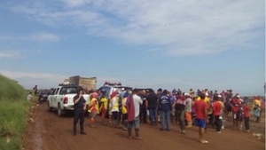Recicladora muere arrollada por tractocamión en Cateura