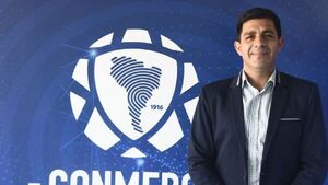 Enrique Cáceres toma el lugar de Wilson Seneme