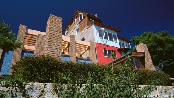 La Fundación Neruda pide ayuda para mantener las casas museo del poeta