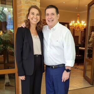 ANR se vio obligada a pedirle al TSJE que otorgue permiso a candidata cartista al Senado - Nacionales - ABC Color