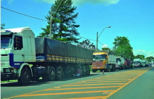 Camioneros rechazan nueva ley que subsidia combustibles y anuncian movilizaciones