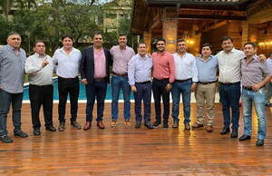 Candidatos de Caazapá se reúnen con Horacio Cartes - Noticiero Paraguay