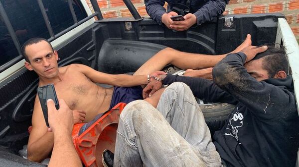 Dos hombres aprehendidos en hurto domiciliario - Nacionales - ABC Color