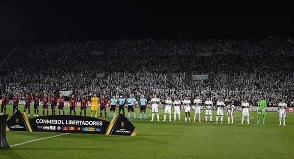 Olimpia: esfuerzo extra en el Apertura - Fútbol - ABC Color