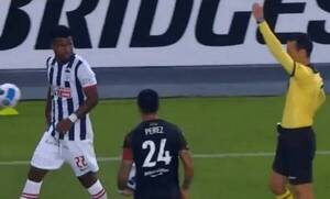 Crónica / [VIDEO] "Vengo a disculparme" dijo pelotero que pateó a Robert Rojas