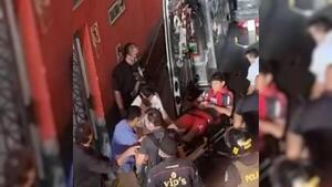 Robert Rojas con fractura de tibia y peroné tras dos patadones - Megacadena — Últimas Noticias de Paraguay