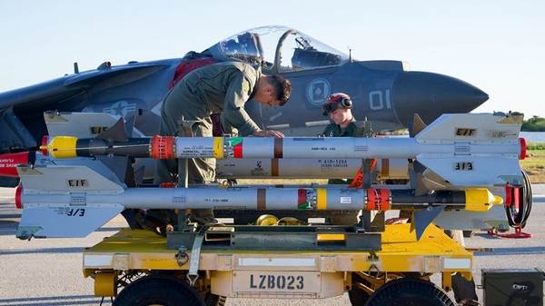 Ucrania le pidió más armas a la OTAN - El Trueno