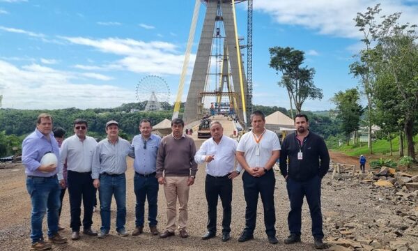 ITAIPU y MOPC articulan acciones para obras complementarias al Puente de la Integración