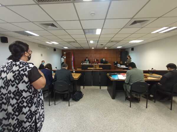 Fiscal pide 1 años de cárcel con suspensión a prueba para alumna de UCA acusación por coacción - PDS RADIO