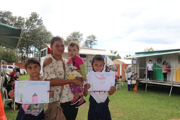 Ciudad Mujer Móvil brindó 1.800 servicios a pobladoras de Caaguazú - .::Agencia IP::.
