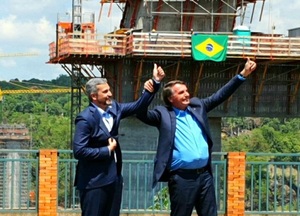 Bolsonaro anunció reducción de tarifa de electricidad para Brasil: 'Abdo le regaló energía', critica Canese