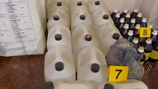 Detuvieron a taxista con gran cantidad de precursores de cocaína en CDE - Megacadena — Últimas Noticias de Paraguay