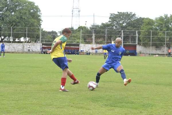 Cerro de Franco cae en duelo de preparación ante Foz - La Clave