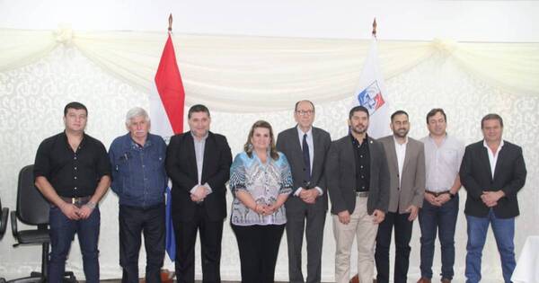 La Nación / Nenecho Rodríguez fue electo presidente de la Asociación de Municipios del Área Metropolitana
